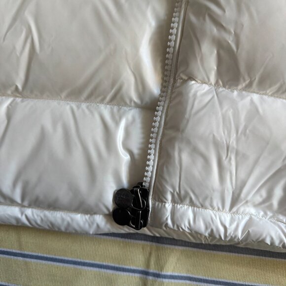 Moncler Mairefur Short Down Jacket White - Picture 10 of 11